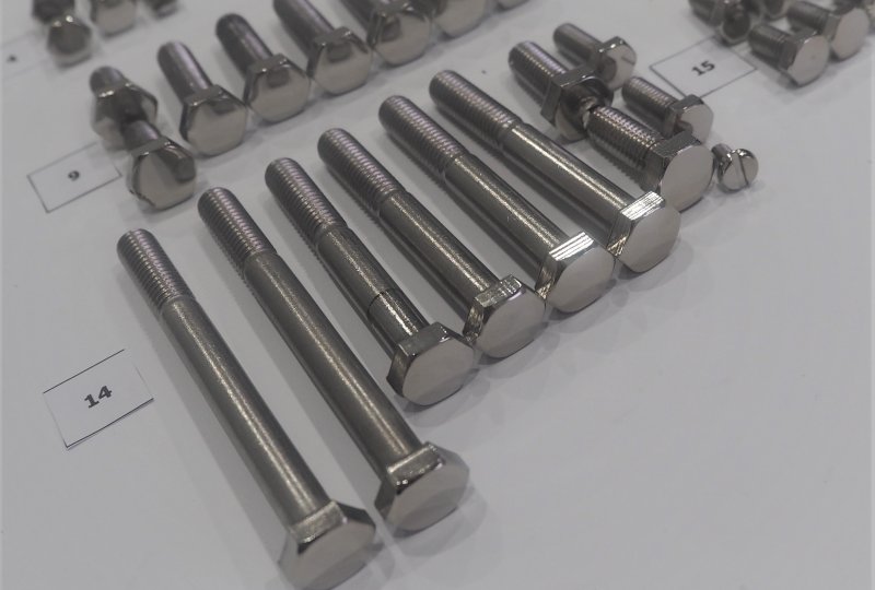 Komplet śrub, bez silnikowych, nierdzewne/polerowane, Jawa 350 Kyvacka-photo2