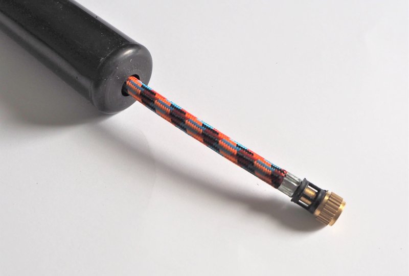 Pompka motocyklowa, czarna, stal/plastik, 35 cm, Jawa, CZ-photo3