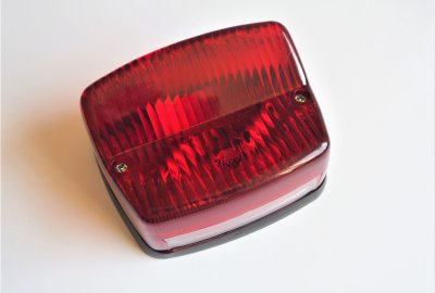 Lampa tylna, czerwona, Jawa, CZ