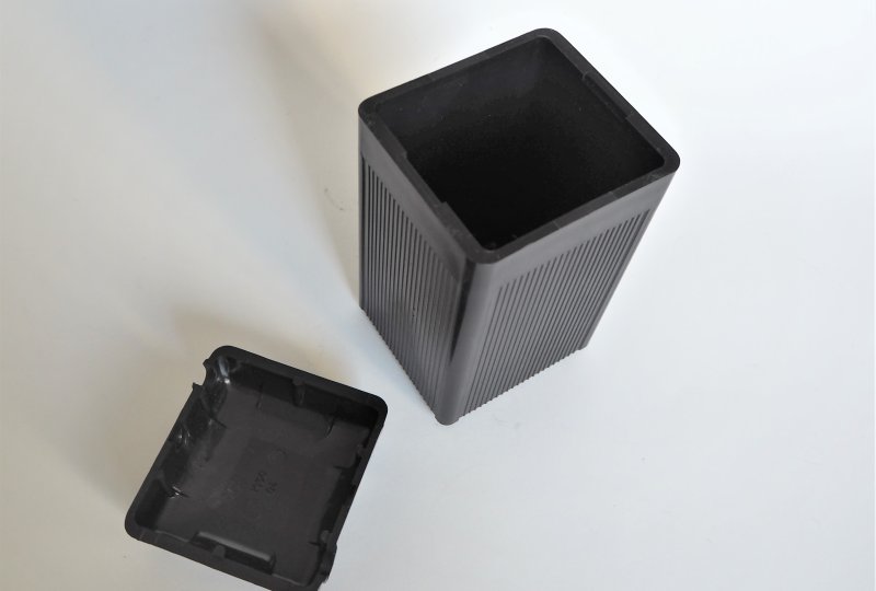 Puszka akumulatorowa, bakelit, Jawa, CZ-photo2