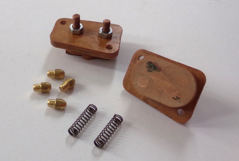 Zestaw styków przełącznika krzyżowego, Velorex 350-photo2