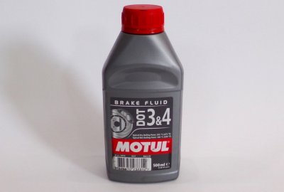 Płyn hamulcowy MOTUL DOT 3&amp;4, 500 ml