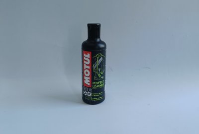 Preparat do czyszczenia i konserwacji skóry MOTUL M3 PERFECT LEATHER 250ml